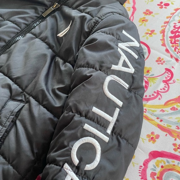 Nautica Kids Gray Puffer Jacket with Red Lining - Picture 2 of 3